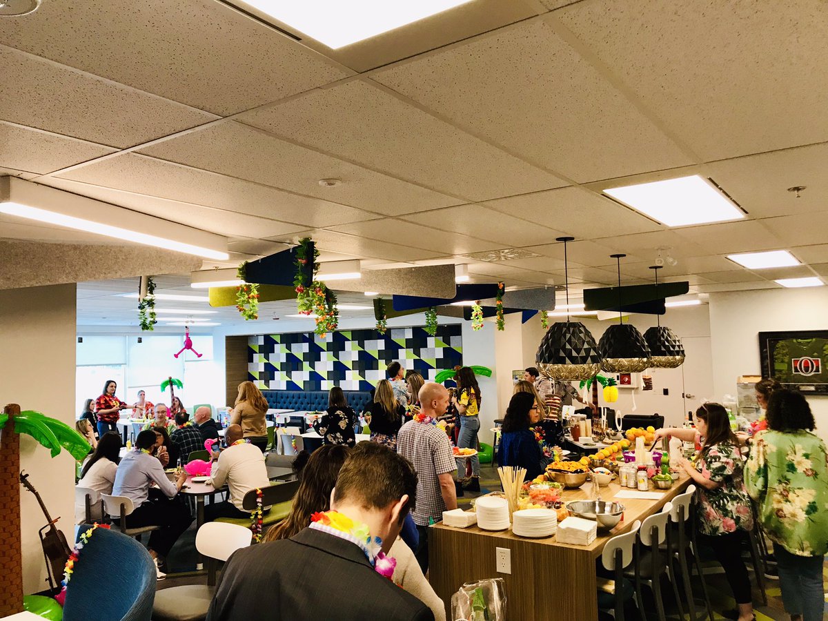 Tin_Acious's tweet photo. Let’s beat the winter blues . #hawaiianshirt day @CalianGroup #lifeatcalian https://t.co/wHNxTz8vIh