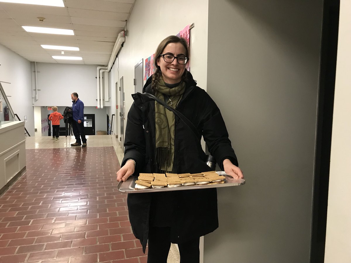 BachPrincipal's tweet photo. Celebrating the end of March is Reading Month with some s’mores! Thank you to all of our wonderful volunteers for making this treat possible! #bachcampreadalot #bachpto #A2Engage https://t.co/1piwaoYgeq