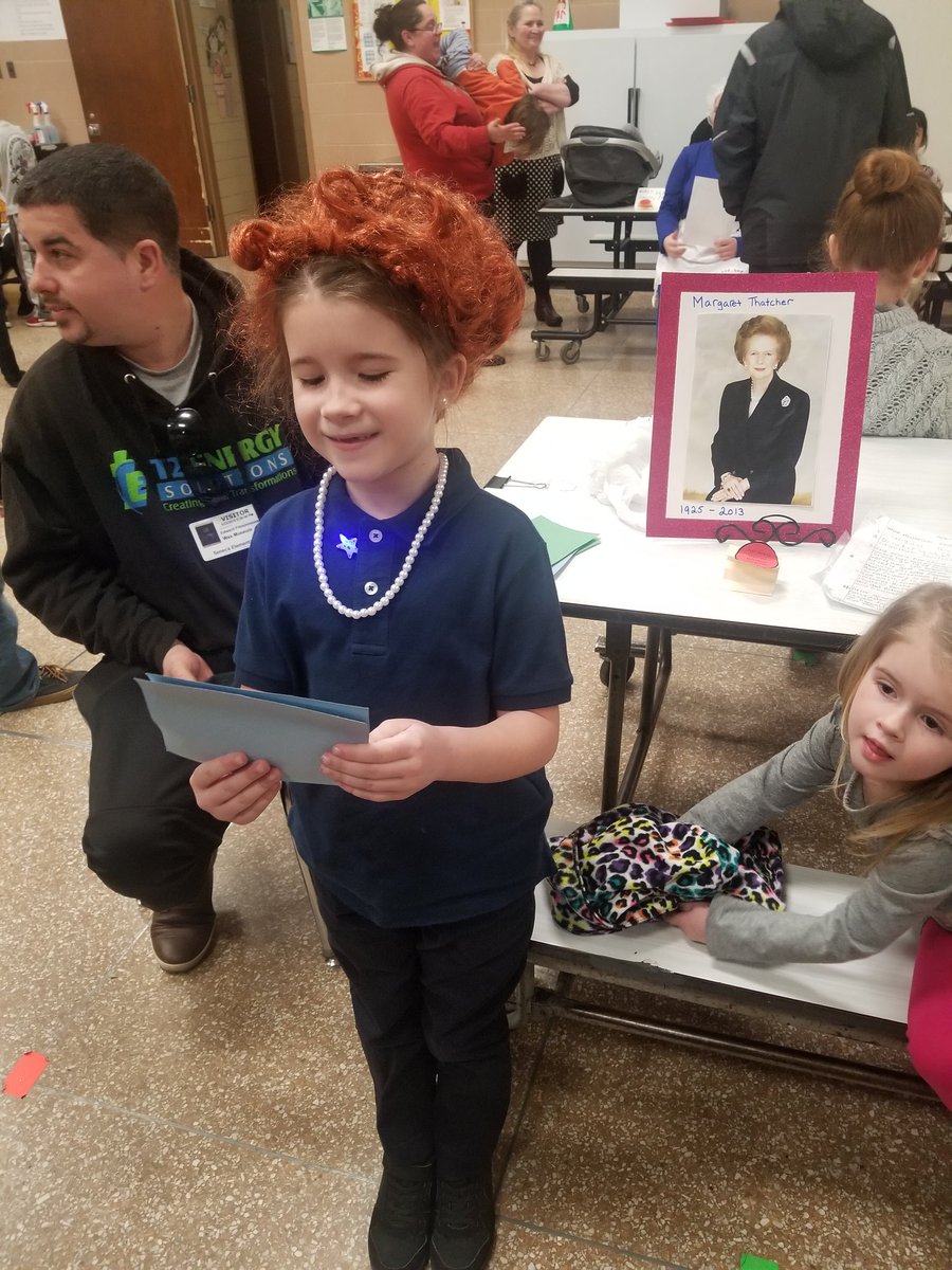 SenecaElemArt's tweet photo. Just a few of the amazing wax museum participants today at school!! @SenecaElem https://t.co/dkWkvkiVlB