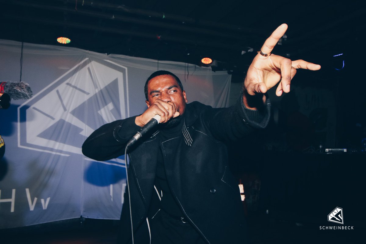 schweinbeck's tweet photo. @dondelleones LIVE last night at the #SchweinbeckIndustryMixer at the @BASEMENT_EAV! Don't miss the next one 4/25 + also won a @kaoticaeyeball https://t.co/uRGE0vs0cr