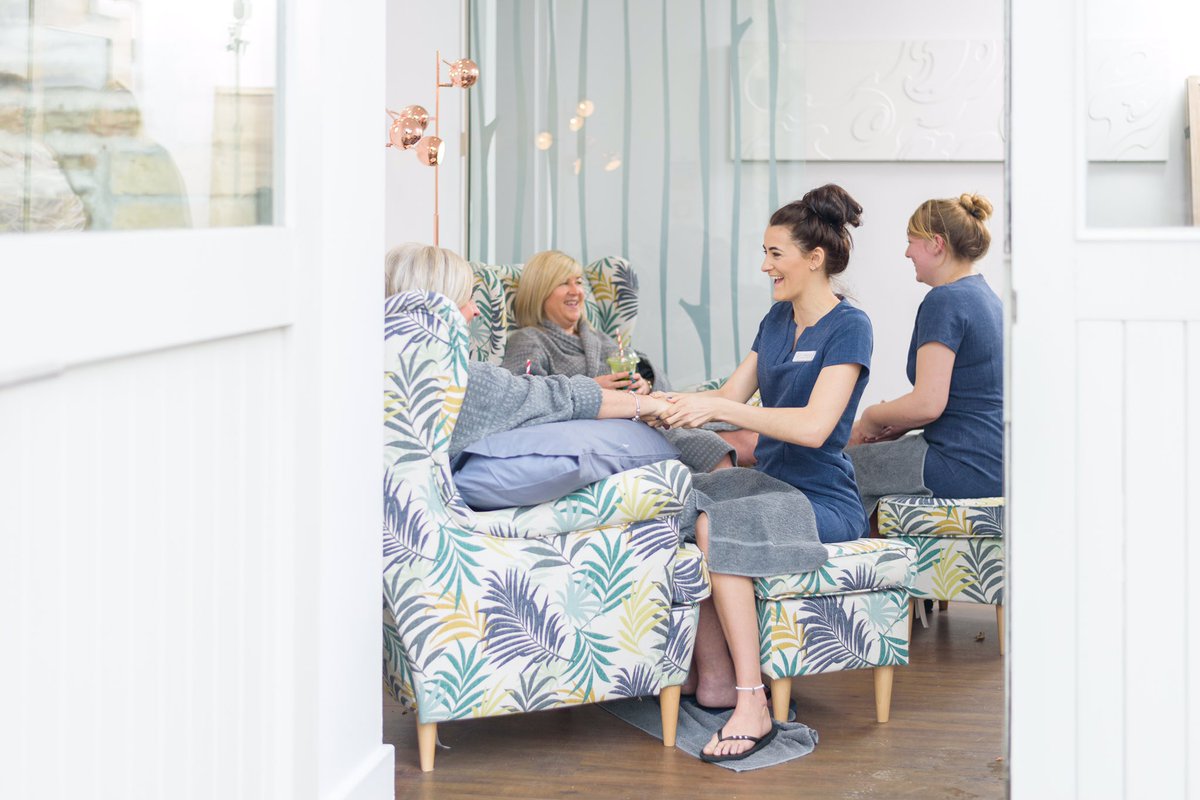 The_Cornwall's tweet photo. Take a peek at our new @JessicaNails Nail Lounge in the spa!!
https://t.co/JZVsIaou7v
#cornwall #cornwallspa #youtime #metime #staustell https://t.co/oiTcWWR6Zp
