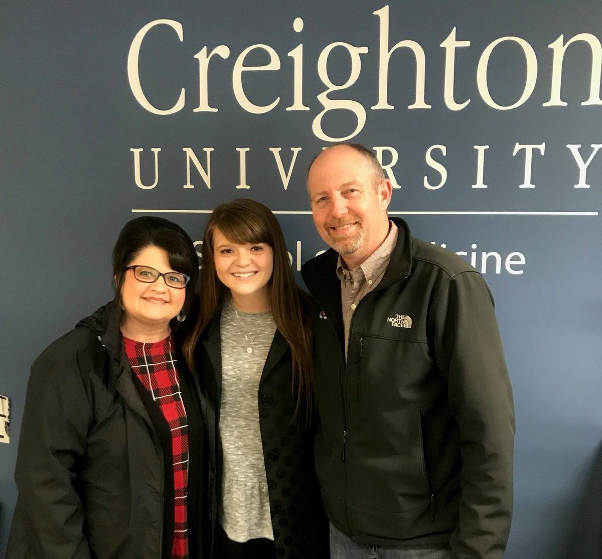 CreightonPA's tweet photo. Future #JayPA sighting here at the @CreightonPA office today! Member of the inaugural class @ansleyalb32 and her family took a break from her apartment search to stop in and say hello. Can't wait to see you in the fall, Ansley! #OG24 https://t.co/LdOytZDzd5