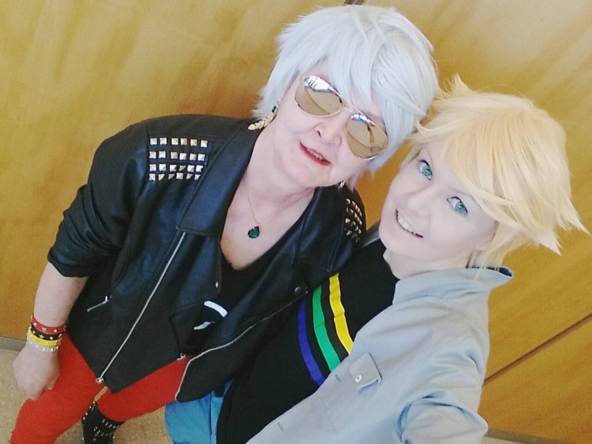 InuIbuki's tweet photo. Day 2 /LBM
Love my Little Group 
#MiraculousLadybug 
#adrienagreste #adrinette #marintte #chloè https://t.co/4K94jOBAl5