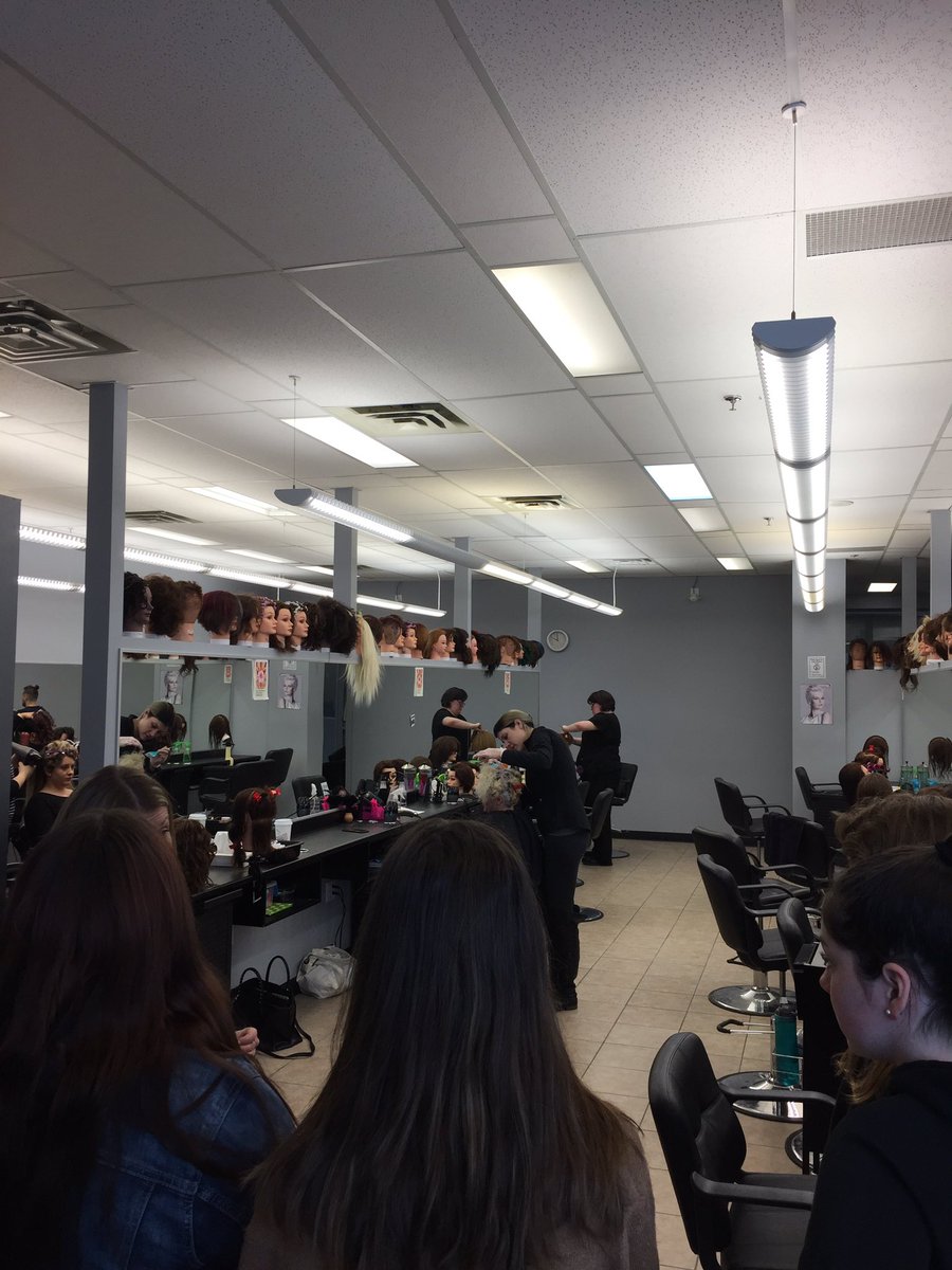 Stephan77788317's tweet photo. Science, chemistry and math...all part of the Aesthetic’s program at Modern College @eSSTteam @SCDSB_Schools @RidgeAlgonquin https://t.co/hVrBlXsbu3