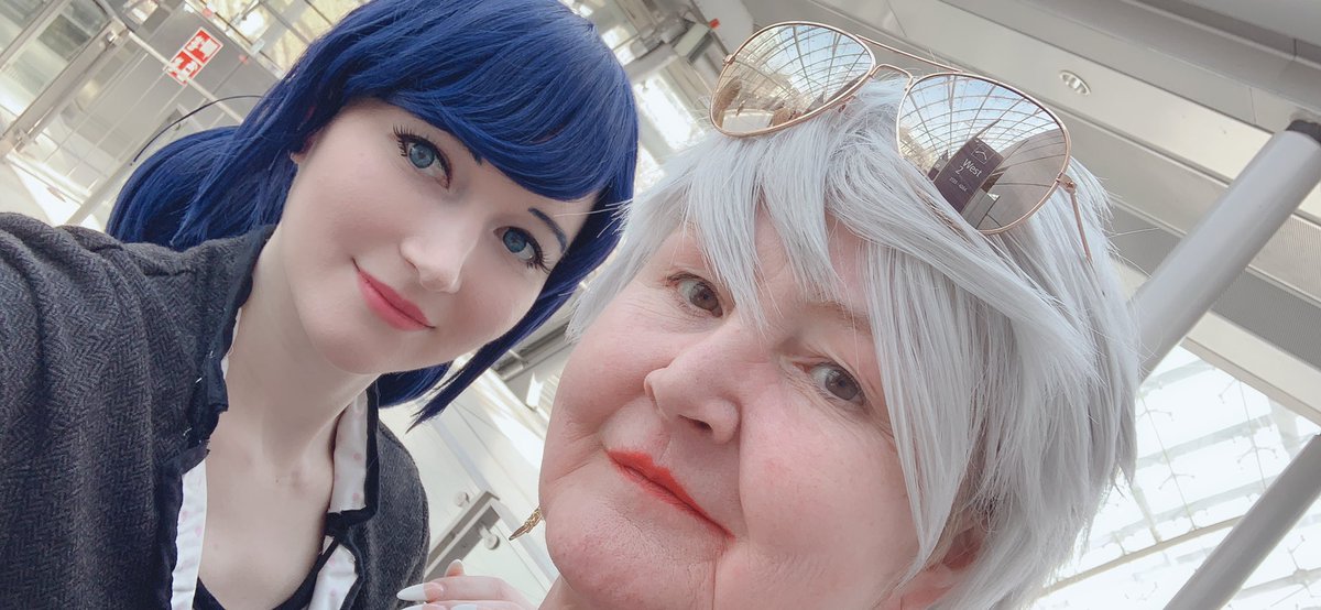 Sarah_Nyan_'s tweet photo. Today i had a really nice day at LBM 💕 
Miraculous Selfies https://t.co/S03LXny9hl
