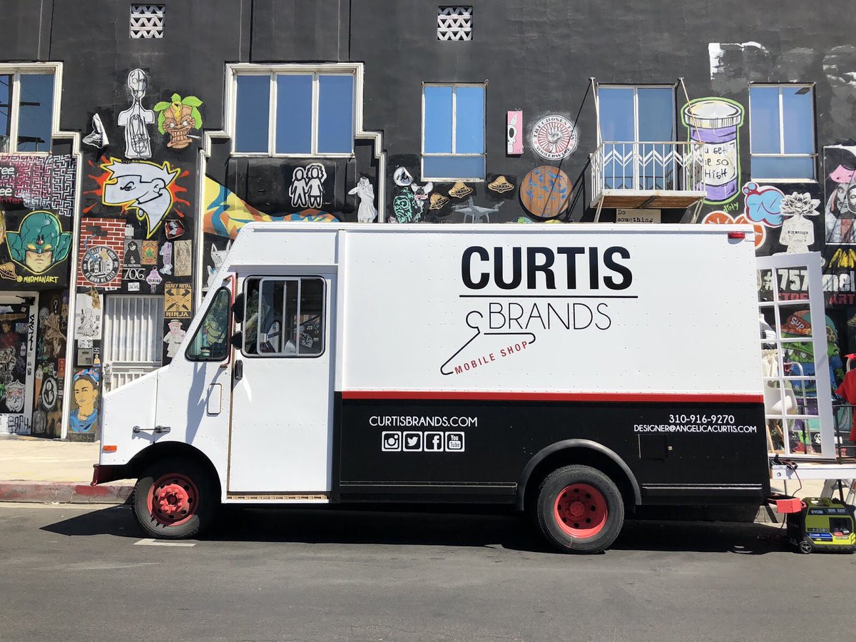 AmericanMRA's tweet photo. FOR SALE! $18,000. 1993 #Ford #Stepvan w/ 70k miles located in #LosAngeles. French doors open up to a red and white interior w/ slat walls, laminate flooring, dressing room and sales counter. Many more bells and whistles listed on the #classifieds page at https://t.co/JPCc8cRaXv https://t.co/CcsF7EZweC