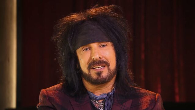 g_zenya's tweet photo. I wonder if @NikkiSixx is a part of the #MëTüe movement? https://t.co/DGcs1rNtTj