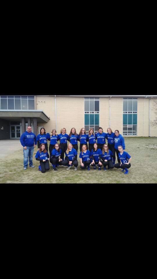 jenniferfoos's tweet photo. Good luck to the NCHS girls softball team today vs Ellinwood! Your hard work has paid off! Time to have some fun and play hard! https://t.co/zAEgscRJ86