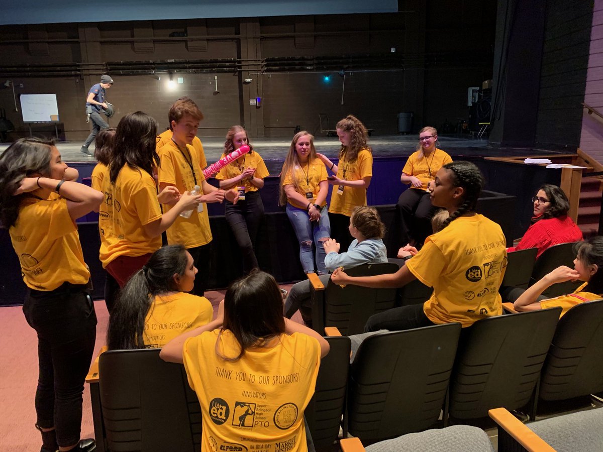 millsiemoore's tweet photo. I’m so proud of these #uahs leaders. After an incredible ⁦@UAIdeaDay⁩ we get a chance to sit back for a private concert ⁦@bethmaymccarthy⁩ #serveleadsucceed https://t.co/nRKURU8vrz