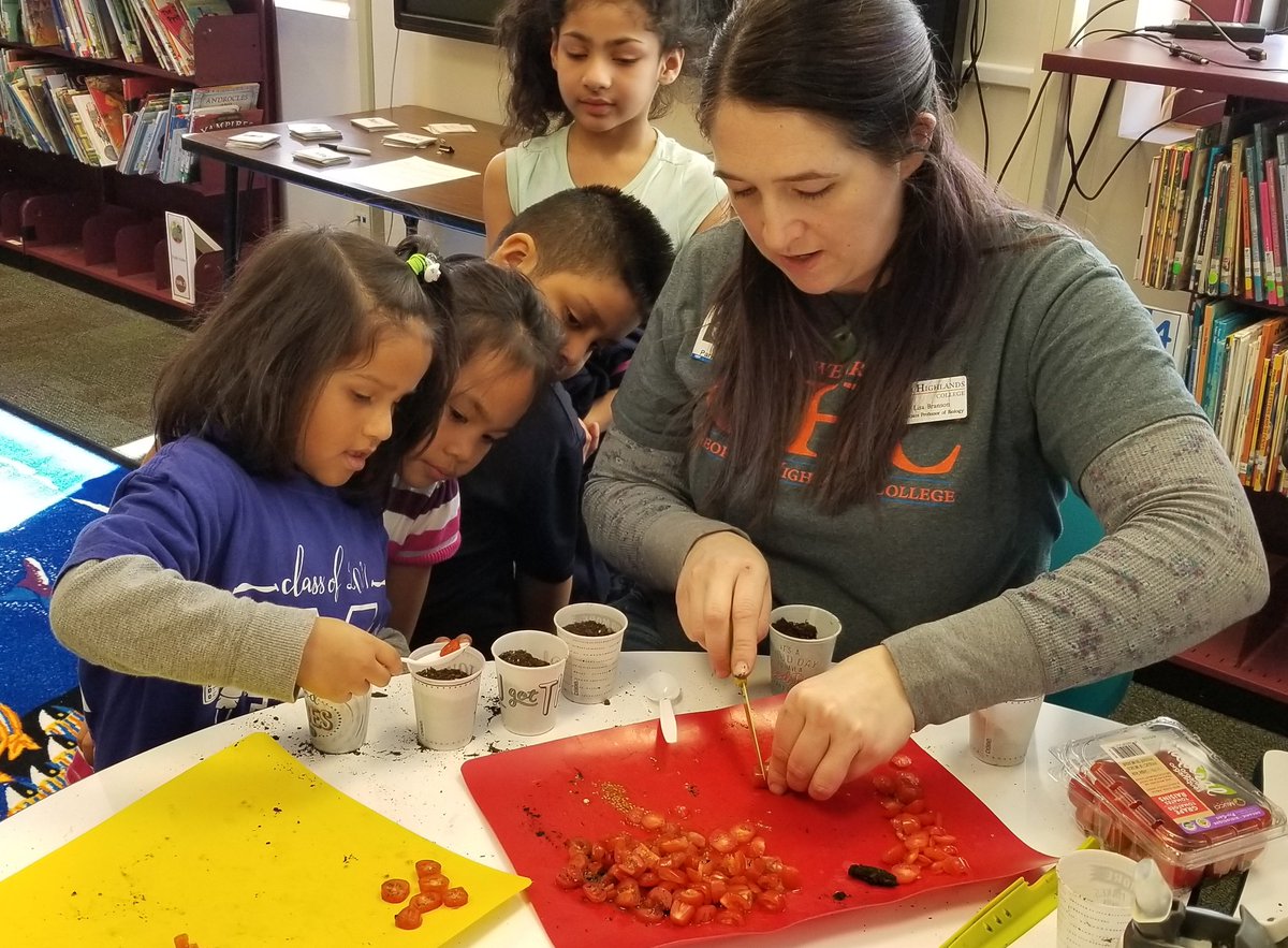 Educator_ASoto's tweet photo. Learning about seeds then planting, digging fossils, plants are food, &amp; succes when he found the fossil! @GaHighlands @ChargerInCharge @SharryseH 
THANK YOU! @ParkStEle @PSE_Principal #ProudAP ... See you in May! https://t.co/70s6lzCqj7