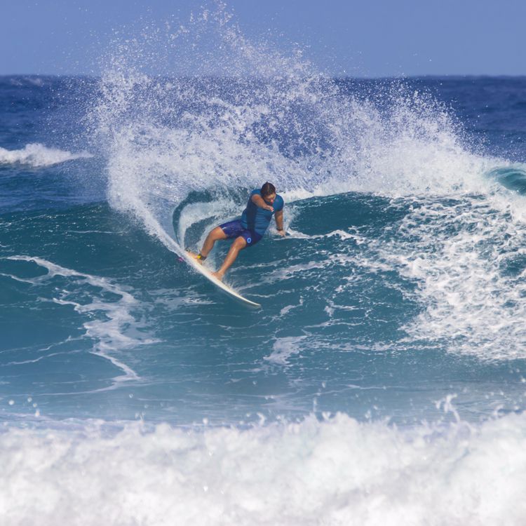 EricArakawaSurf's tweet photo. @isaacstant going all in. 

PC: @varney.john
#performance #arakawasurfboards #power #hawaii https://t.co/EK7dWyFxap