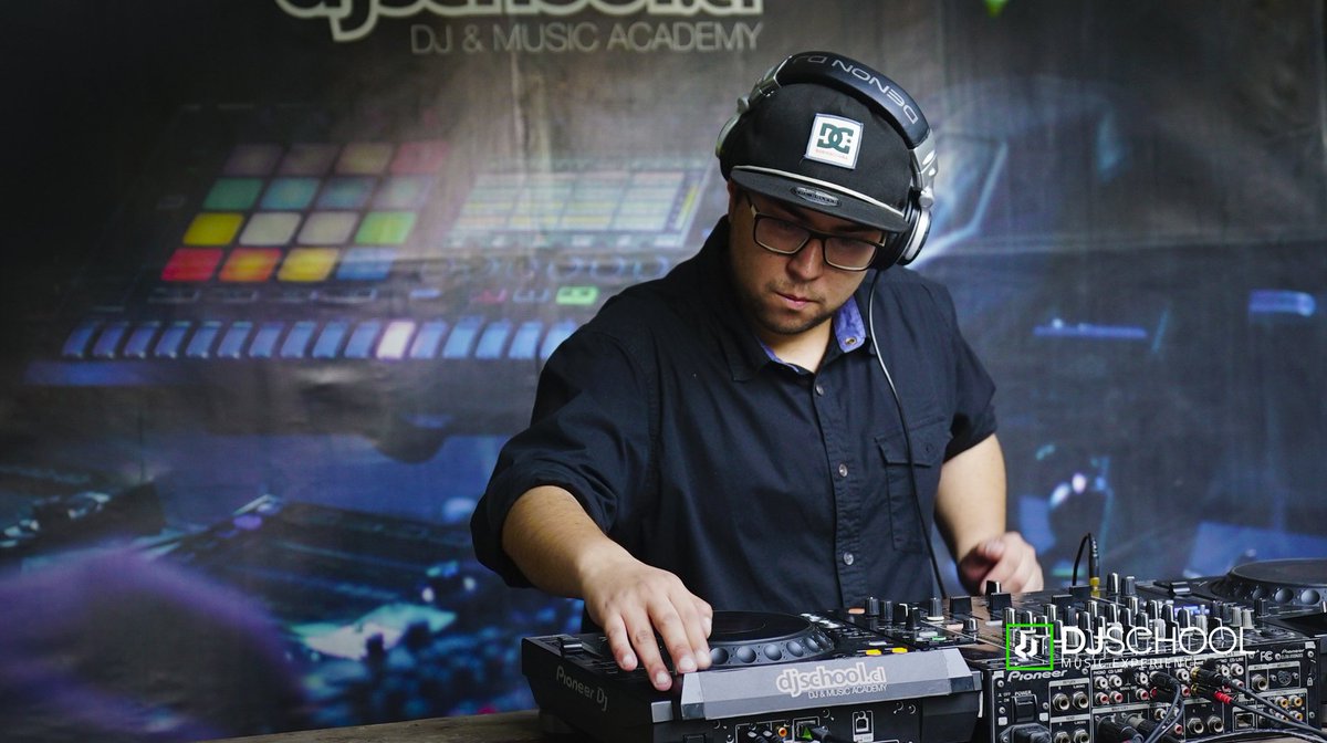 Dj School Chile tweet media