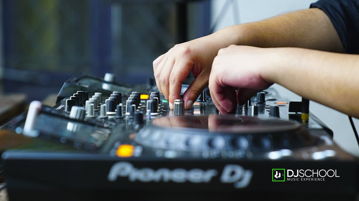 Dj School Chile tweet media