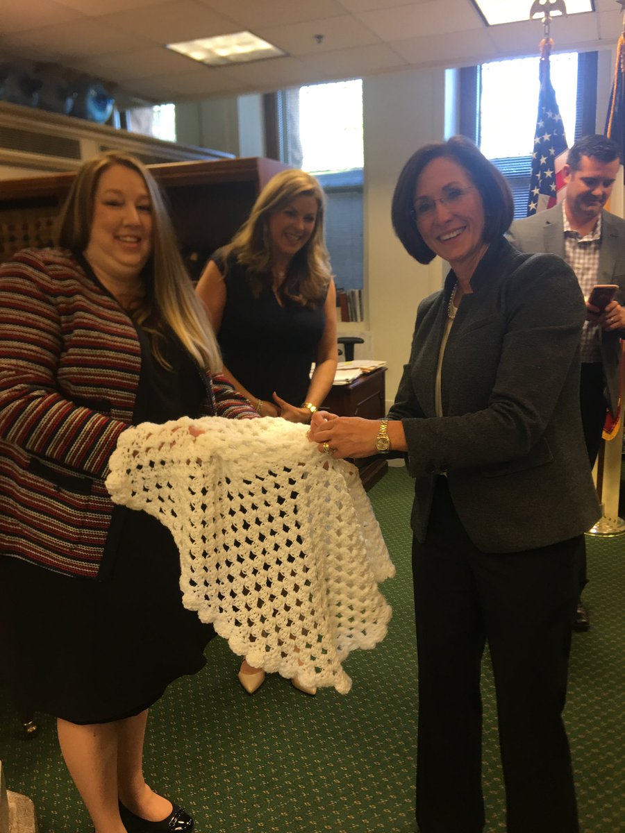 cureveds's tweet photo. Ryan and Kyle got to thank Senator @loiskolkhorst and Representative @RepSenfronia for sponsoring SB 748 yesterday. The bill creates a dedicated savings account for newborn screening. https://t.co/Wot2bt8dFy