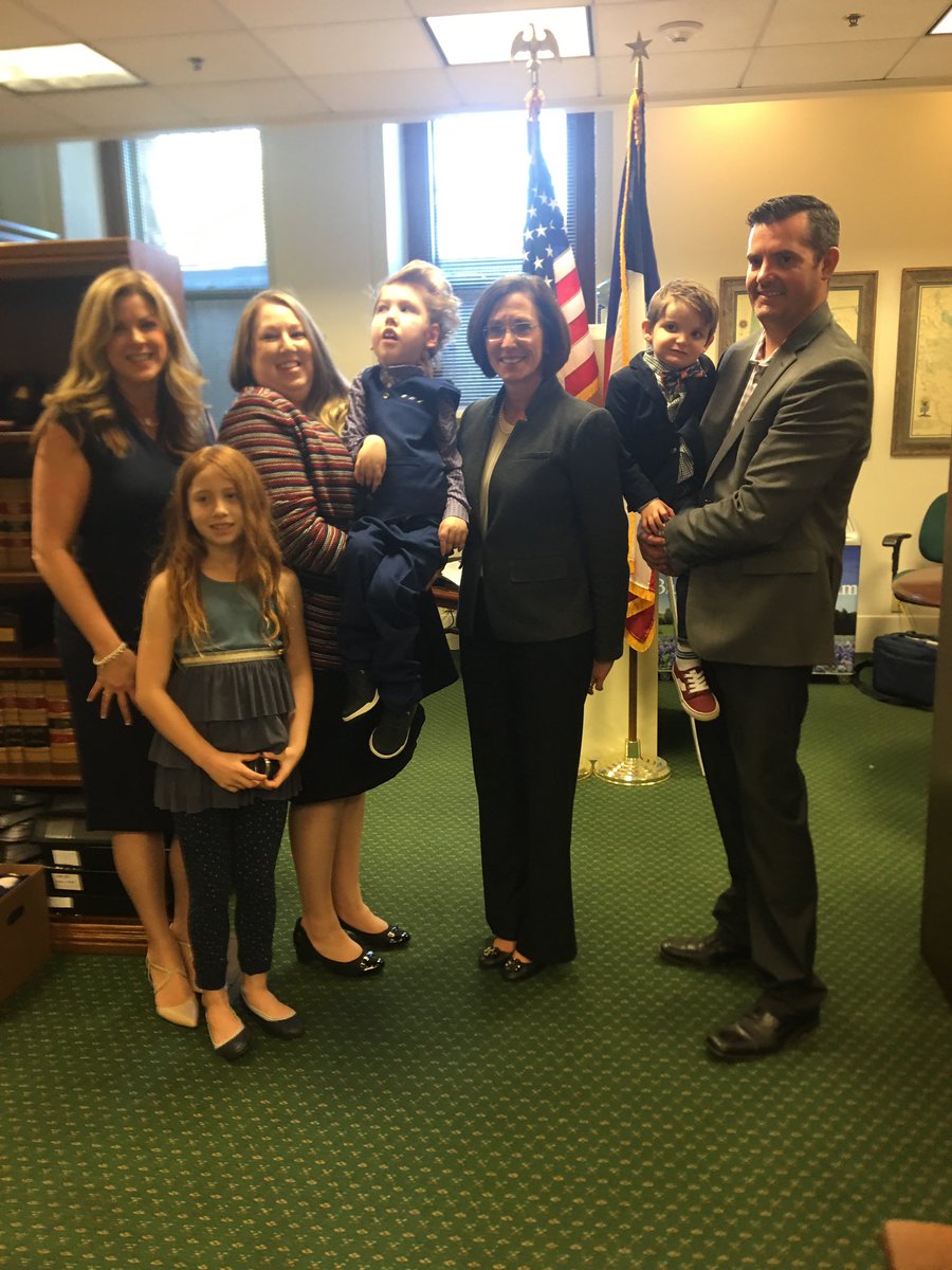 cureveds's tweet photo. Ryan and Kyle got to thank Senator @loiskolkhorst and Representative @RepSenfronia for sponsoring SB 748 yesterday. The bill creates a dedicated savings account for newborn screening. https://t.co/Wot2bt8dFy