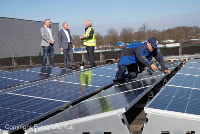 RooftopEnergy's tweet photo. Mooi project voor risse groep in Weert: https://t.co/LRs3e0iQFn https://t.co/7ARsawvz7Y