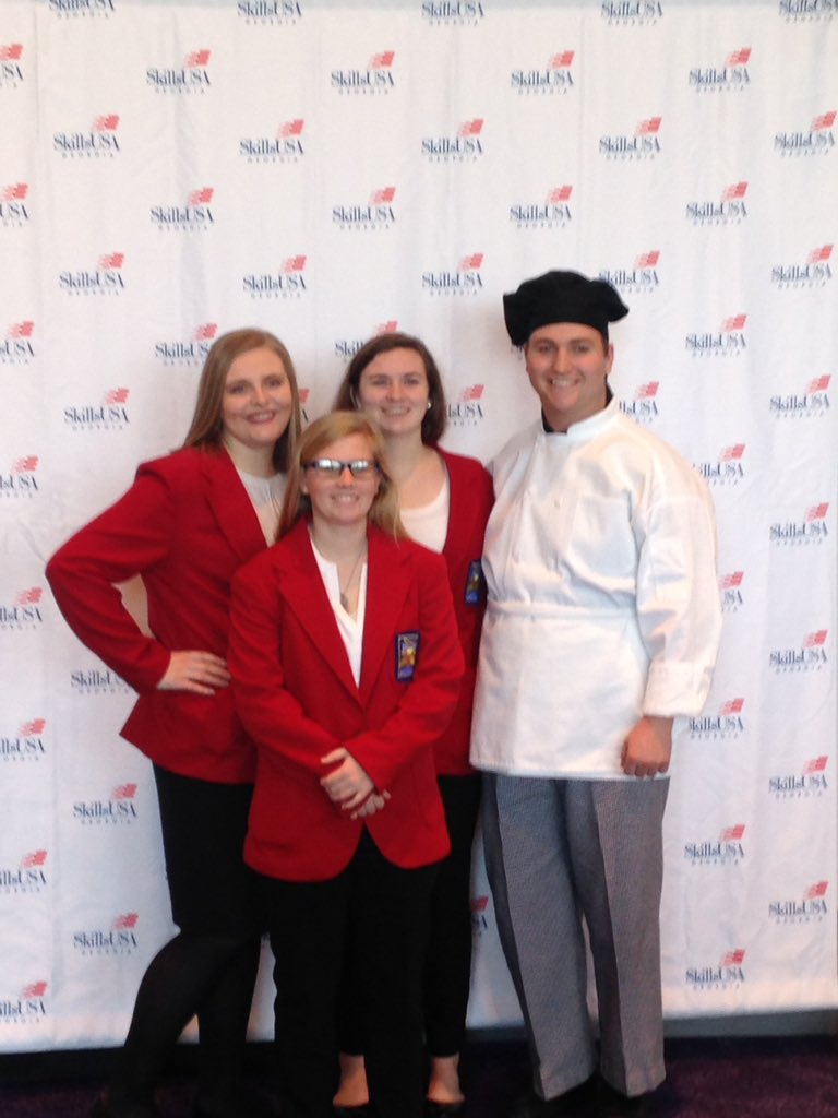 ttom30143's tweet photo. Proud of these students that represented PHS well at the SkillsUSA SLSC today! We have to wait until tomorrow for the results of their competitions! https://t.co/xHe6JHUgD6
