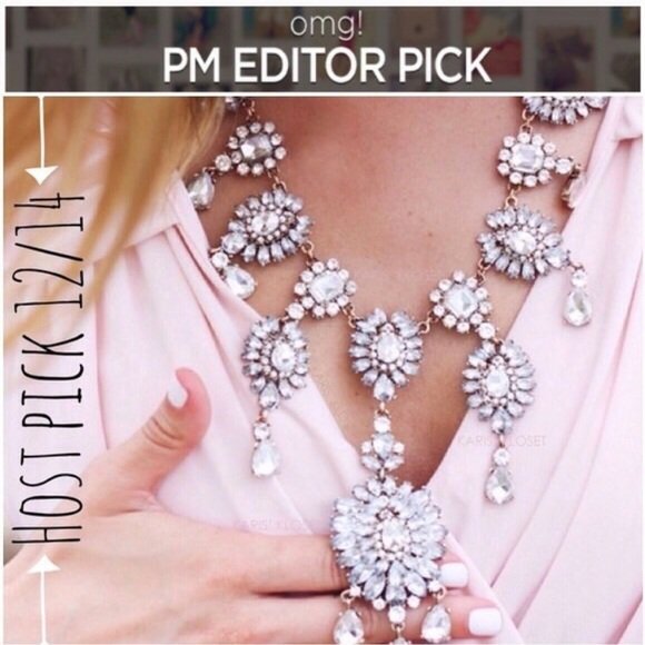 Sweettfabrizio's tweet photo. So good I had to share! Check out all the items I'm loving on @Poshmarkapp from @CheerfulTeacup #poshmark #fashion #style #shopmycloset #kariskloset #extremelyme: https://t.co/vCdSGN1cYP https://t.co/y78zKjgrCl