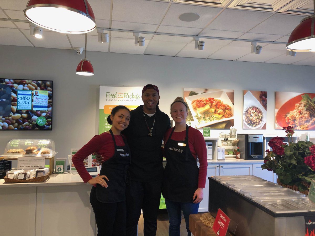 fredandrickys's tweet photo. We had a special visitor at our Olive store this morning. Thanks for stopping by, John Lewis! #badassvegan @badassvegan #plantbased https://t.co/FlQNMSzMGt