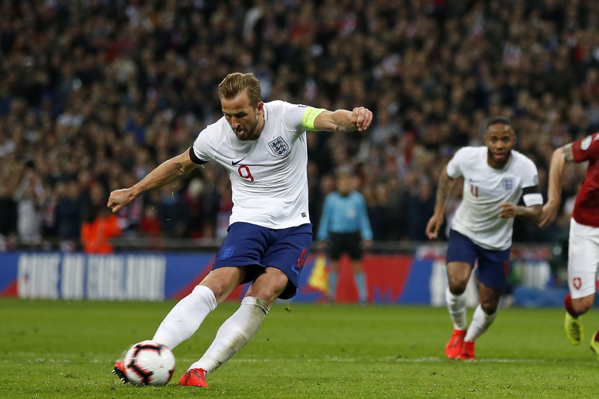 Harry Kane has now scored 16 goals in his last 18 starts for England. Absolutely clinical.
#ENG #ENGCZE
⚽🏴🇨🇿
