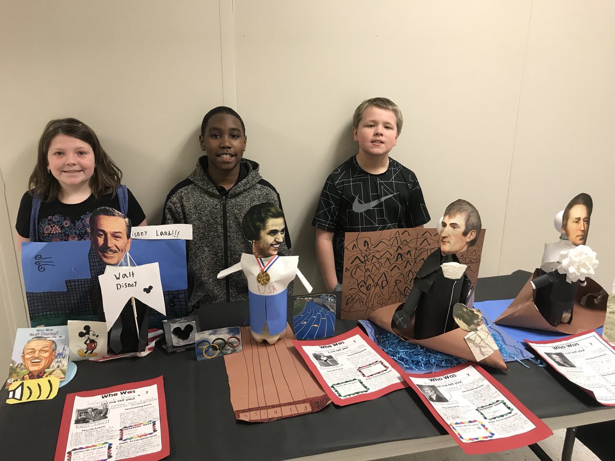 MsGholson's tweet photo. We had the “Famous Missourians Hall of Fame” today! Ss worked so hard on their biography bottle and research! They were so proud of themselves! ❤️ @Mill_Creek_ISD #isd3rdgrade #isdstrong #MillCreekProud https://t.co/VPwUKc3Ei9
