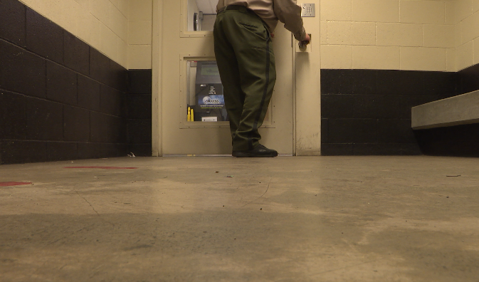 GeorgiaKTVL's tweet photo. County officials and local law enforcement have been pushing for a new jail, saying it will reduce recidivism, offer treatment services, and keep the public safe. But it comes at a cost - $230/year for the average Rogue Valley home owner. Would you vote for it? https://t.co/tZoXA8yxdG