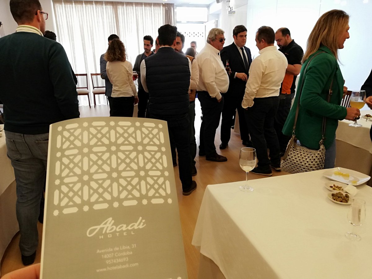 Gracias a nuestros empresari@s por hacerlo posible. Éxito en #BeerworkingAJECordoba hoy en <a href="/Hotel_Abadi/">Hotel Abadi</a>   #somosAJE