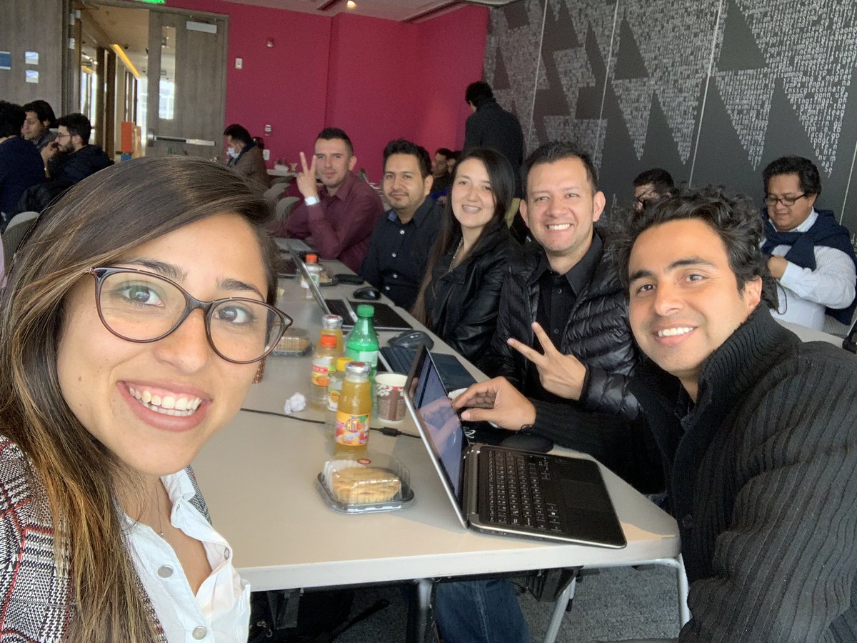 iTSynergy's tweet photo. @iTSynergy presente en el Azure Data &amp; AI Advanced Training #Innovation #AI  #Databricks #Spark #Azure #AzureDataFactory #EventHubs #IoTHubs #AzureCosmosDB #SQLDataWarehouse #DataLake #AzureAnalysisServices #DataLakeAnalytics #PowerBI #AzureCognitiveServices #AzureMachineLearning https://t.co/UTd4jQZDIG