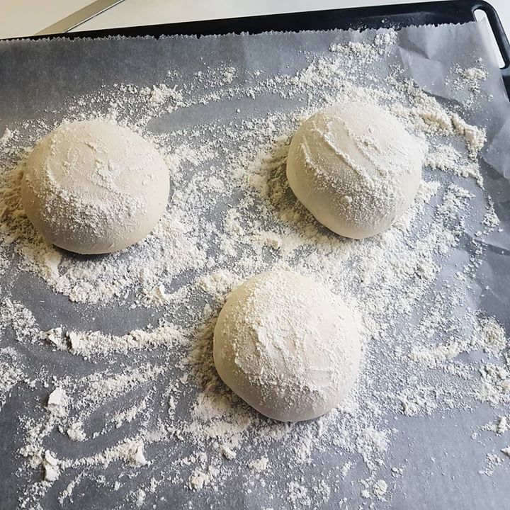 MeyerFood's tweet photo. Dinner is already prepared #sourdough #pizza - natural, wild yeast only https://t.co/MqffFTXHYE https://t.co/HxRrwRy2K6