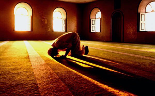 EnyLove_1's tweet photo. #Bertobatlah 

Orang lbih suka memberi fitnah krn dirinya tdk lg fitrah yaitu jati diri seharusnya
dahulu Allah menciptakan dunia semesta,trmsuk manusia dlm keadaan indah
Ttp  skrg dunia sdh sakit parah
dunia rusak krn keserakahan manusia nasfu  yg berkerak mmbelenggu fitrah https://t.co/svf9miZStM