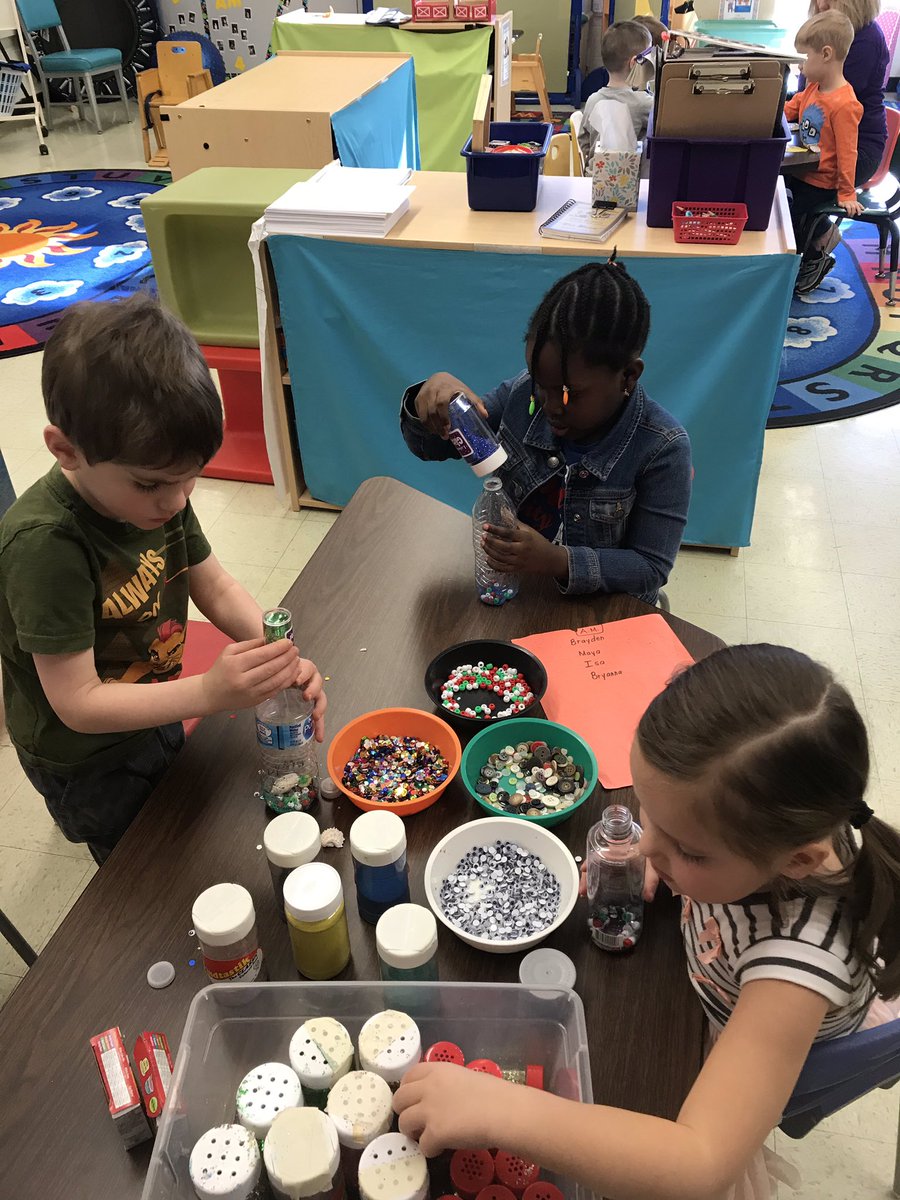 MissMaryPreK's tweet photo. Happy Spring Break! #ELCPeguins https://t.co/2xjlONUG8h