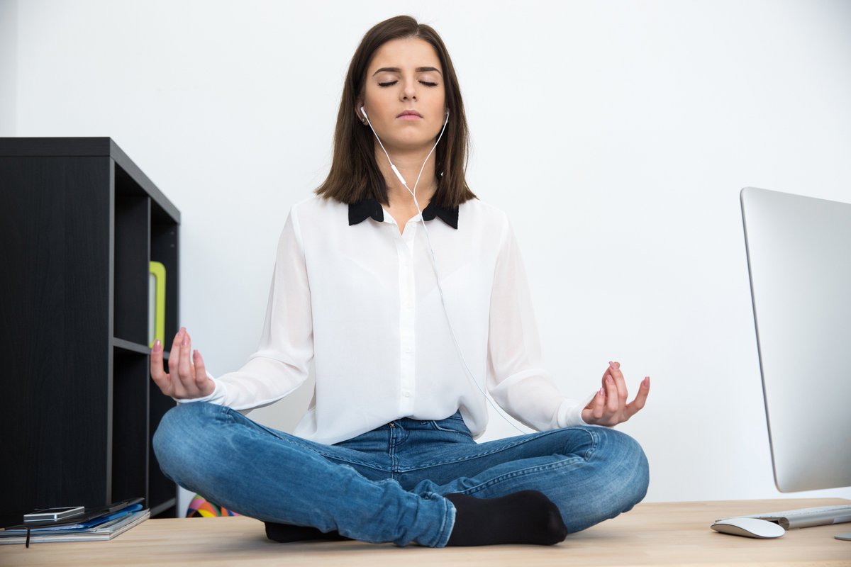 tamaraparisio's tweet photo. Take time every day to think about nothing. Even just 30 seconds. It’s a great way to know everything. Take 30-second breaks today. Empty your mind. Focus on your breath. Inhale. Exhale. Shut down the system. For 30 seconds at a time. https://t.co/o3g5iwt7A2