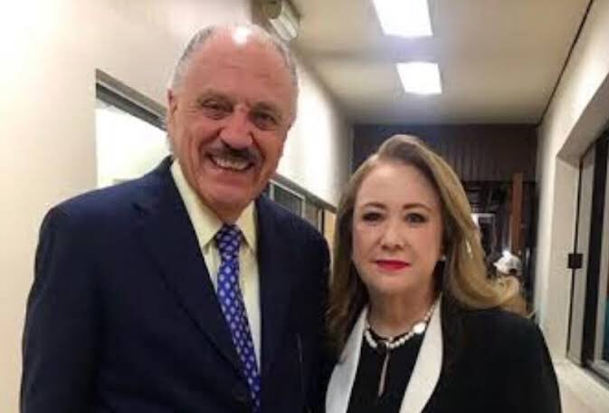 ⁉️Ponen a la hija de abogado laboralista como Secretaria del Trabajo 

⁉️Ponen al proveedor de carbón de la CFE como Presidente de la Comisión de Energía del Senado

⁉️Ponen a la esposa del constructor preferido en la Corte

🔄Pero no hay conflictos de intereses

#NoTienenMadre