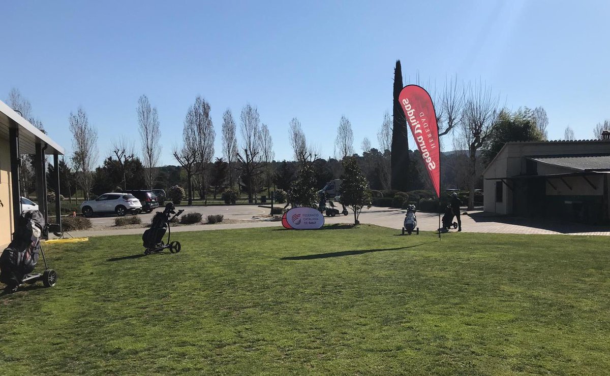 Després de completar-se la 2a prova del #Pentagonal2019 a <a href="/GolfLaRoca/">GolfLaRoca</a>, l'equip capitanejat per Jose Fañe controla la competició de la <a href="/fcatgolf/">Federació Catalana de Golf</a>, amb un total de 161 punts després de sumar 80 aquest divendres. Moltes felicitats!! 😀🙌🏌️‍♂️🏌️‍♀️⛳️
▶️ bit.ly/2OlKJbF