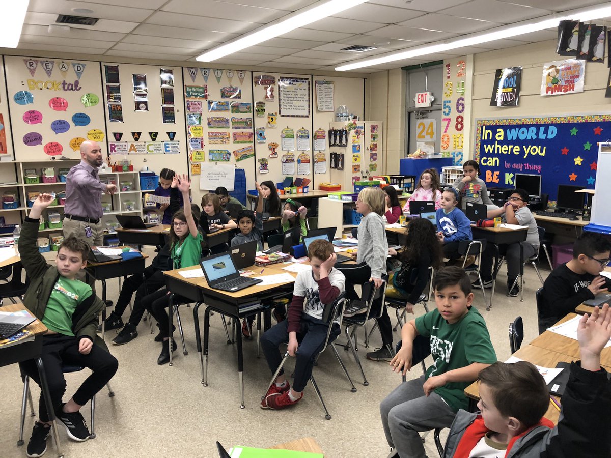 Mystery Animal Skype <a href="/McDivittSchool/">Laurie Coletti</a> @EdTechOB <a href="/futurereadynj/">Future Ready NJ</a>