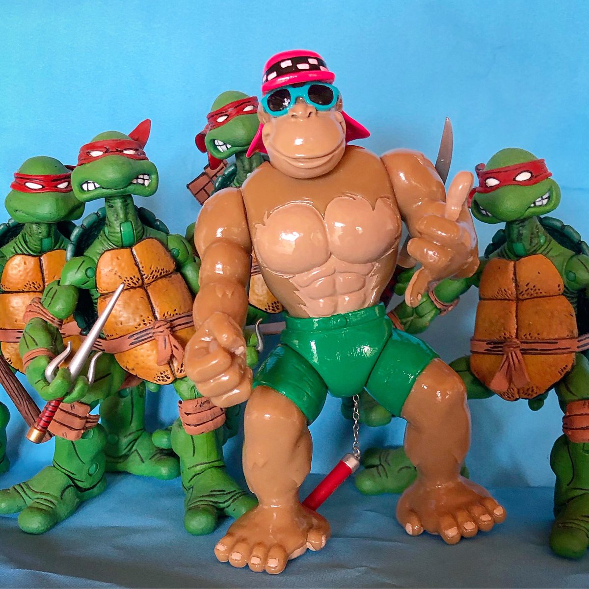 DSBTOYS's tweet photo. SHAKA KONG BY DOLLAR_SLICE_BOOTLEGS and HOARCEEBU on INSTAGRAM https://t.co/JozOEasrOp