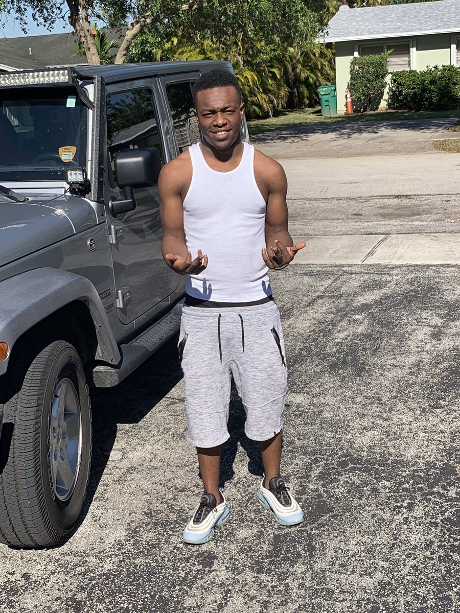 5starSheed_'s tweet photo. Miami Vibes Shorty ๐๐ด
#MiamiSpringBreak2019
#Myasu https://t.co/rZHdsQLzGe