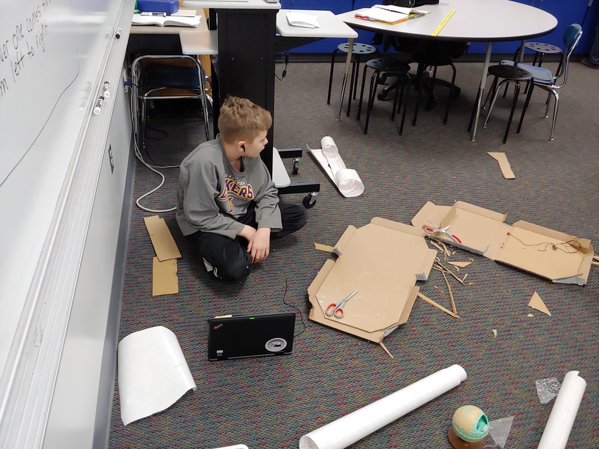 MrsNothEIS's tweet photo. My little inventors!  Genius Hour projects are in full swing!  #5thGrade #GeniusHour https://t.co/qZ2ibgHnpO