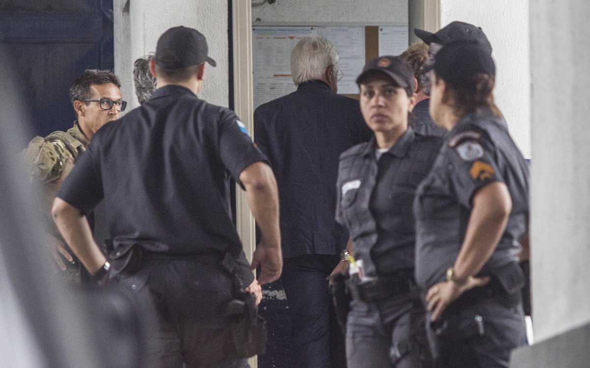 Preso na Lava Jato, Moreira Franco pede liberdade ao STF
bit.ly/2TZu6b5 #TerraNotícias