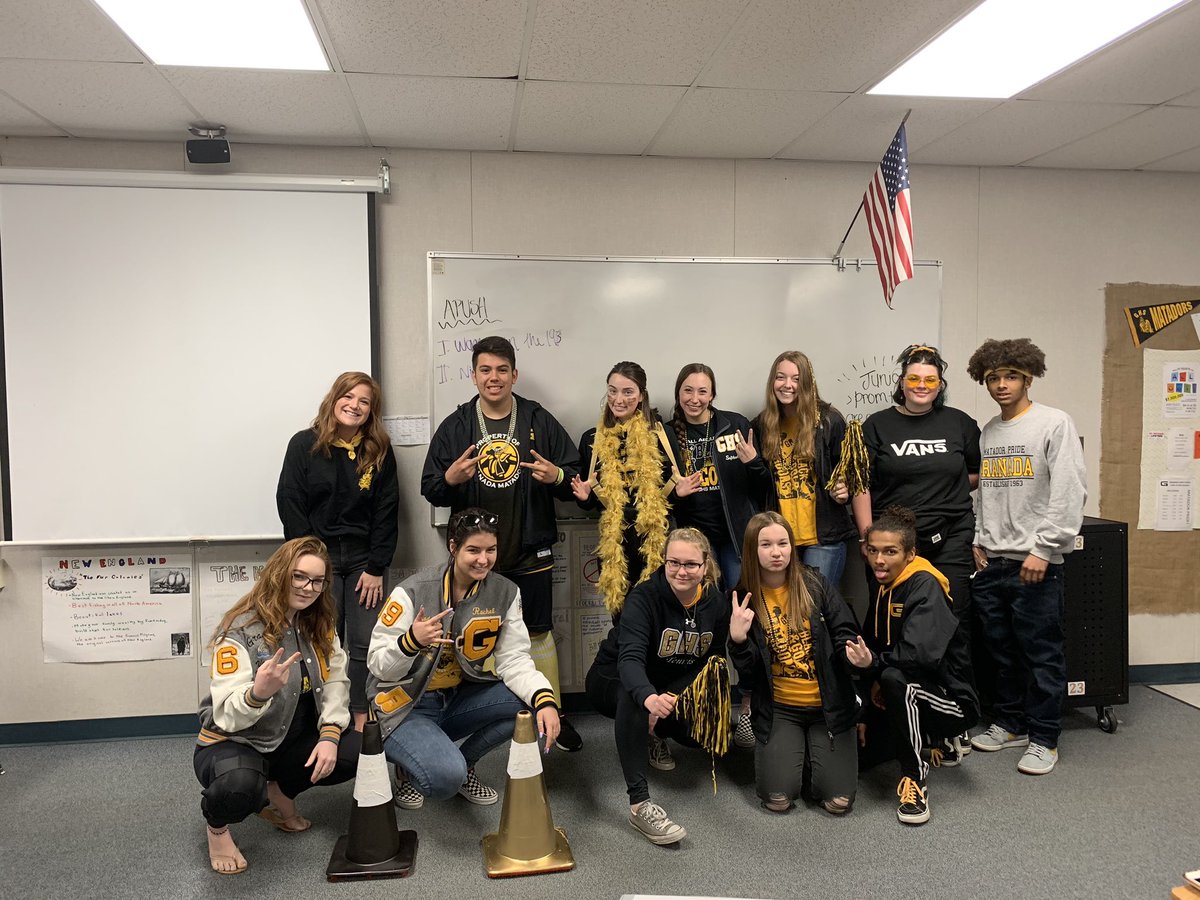 ConesTraffic's tweet photo. uh-huh you know what it is🖤💛🖤💛 #theghsspiritgames 15/15!! https://t.co/xAbOzgW58e