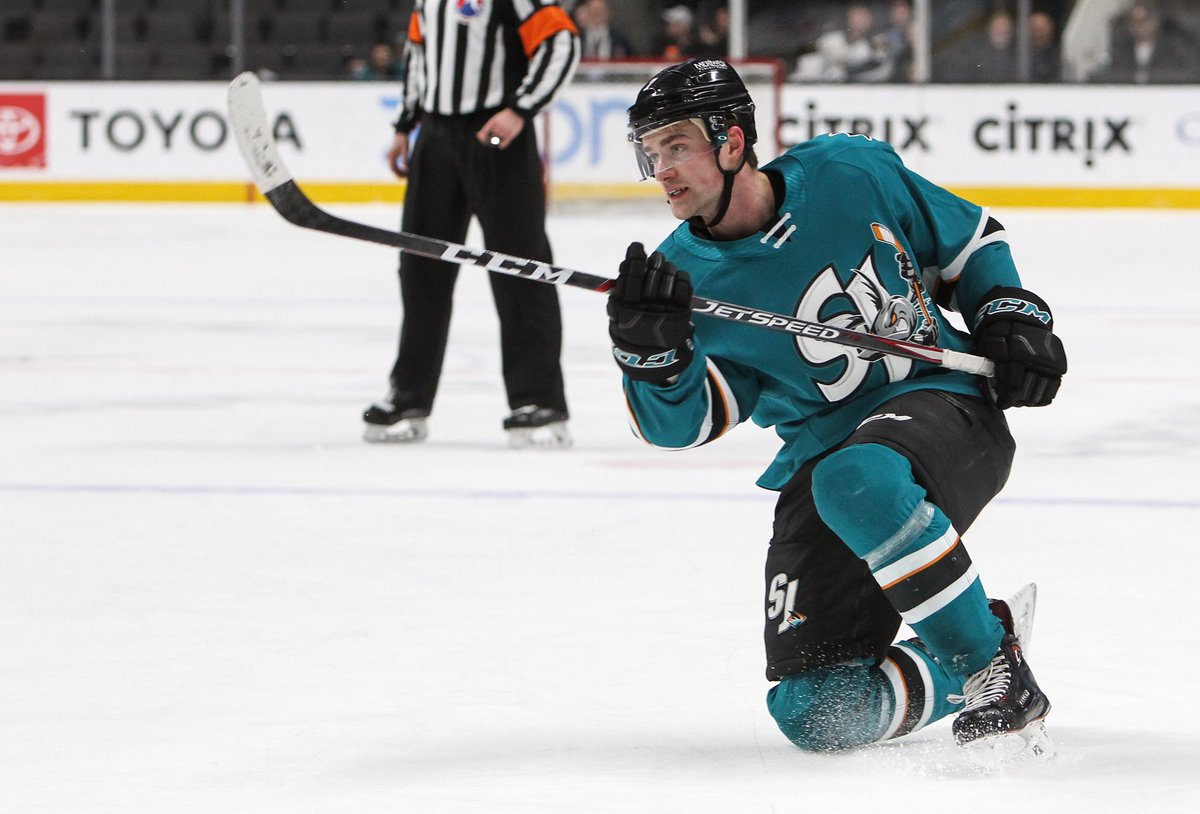 The #SJSharks⁠ ⁠have recalled Nick DeSimone and Dylan Gambrell. Jake Middleton has been reassigned to the #SJBarracuda. 

 bit.ly/2uoldcw