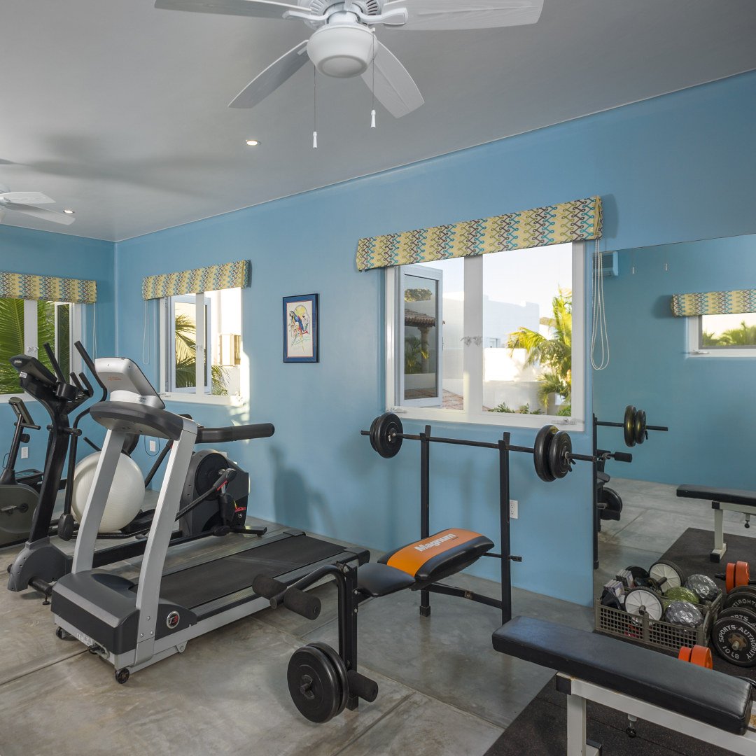 SunCabo's tweet photo. Do you have difficulty finding time to work out on the #weekend? How about when you #travel?

Thankfully, this beachfront villa in #Cabo comes with its own private #gym so that you can easily continue your #fitness regimen even while on #vacation: https://t.co/VUpguBoaxS https://t.co/udoM708H2z
