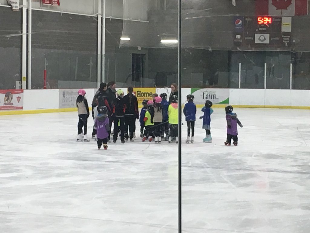 HanoverSkating's tweet photo. Getting ready for the big show on Sunday!  #skating #SundayFunDay #Bigshow #Carnival2019 https://t.co/Y8VORYlRgE