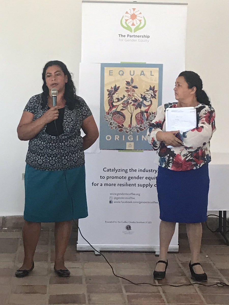 EqualOrigins's tweet photo. A few pics of our workshop this week with Nicaraguan #coffeewomen creating visions for their future in coffee. #inspired #wisdom #mujeresconvision #genderequity #genderincoffee #makecoffeebetter https://t.co/qYseT6fnlb