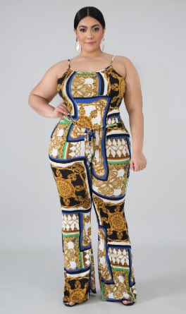 _SHEBoutique's tweet photo. For my curvy ladies!!🍑🍑 our 2piece “bodied” set is now available and our “snatched” top is available in sizes 1x 2x and 3x SHOP https://t.co/YqryMdpdOa  #plussizebeauty #plussize #curvy #onlinebusiness #boutique #support #shop #plussizeappreciation #plussizeclothing https://t.co/nK3dqp9uiB