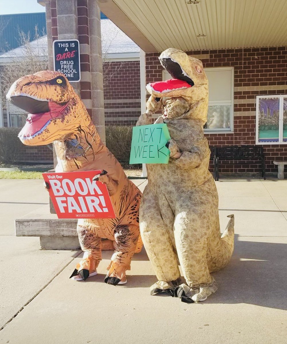 McBrideMtnLions's tweet photo. Who is hungry for a good book??? #mcbridejourney @officialSPS Come on by next week to chomp a good book at McBride! #ReadAcrossAmerica #bookfair2019 https://t.co/WG508BCSms