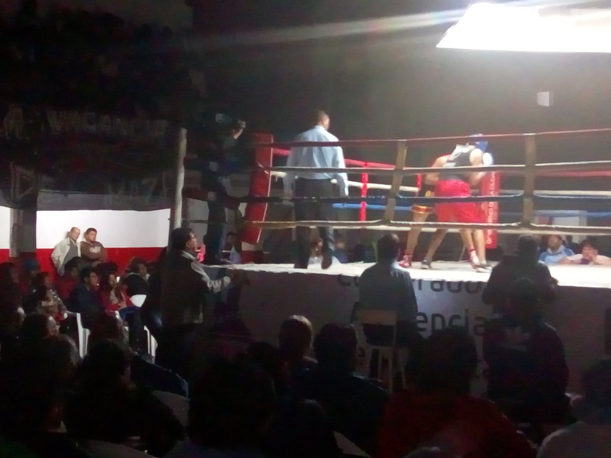 vascoG10's tweet photo. #BoxeoDeSalta Apertura del ciclo 2019 de las @EscMuniBoxSalta en el club San Martín. #UnionProvincialBox #FeSalBox https://t.co/UyCcVxCc3S