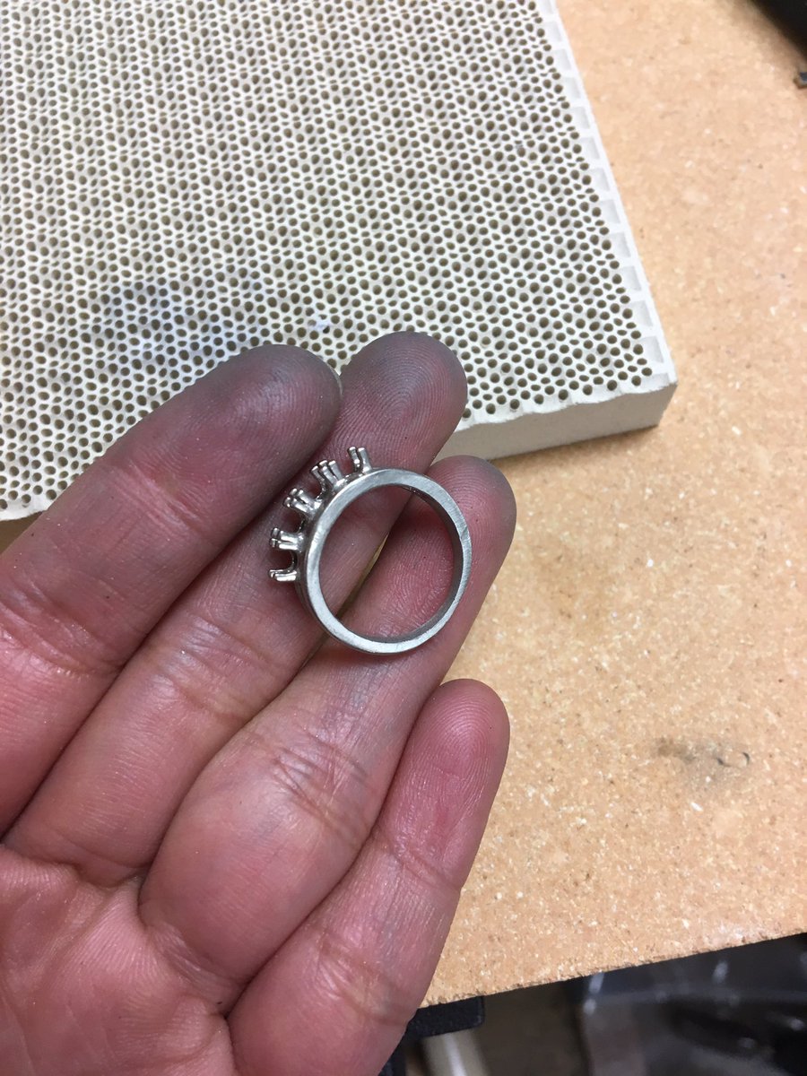 candle_bearer's tweet photo. #StullerBenchPro #StullerWorkshop https://t.co/c3ZTv17OZ3