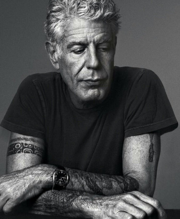 AsylumInternal's tweet image. One of the best descriptions of depression I've ever read. If you have loved ones that suffer from depression, read this... and believe every word. bit.ly/2UN123K