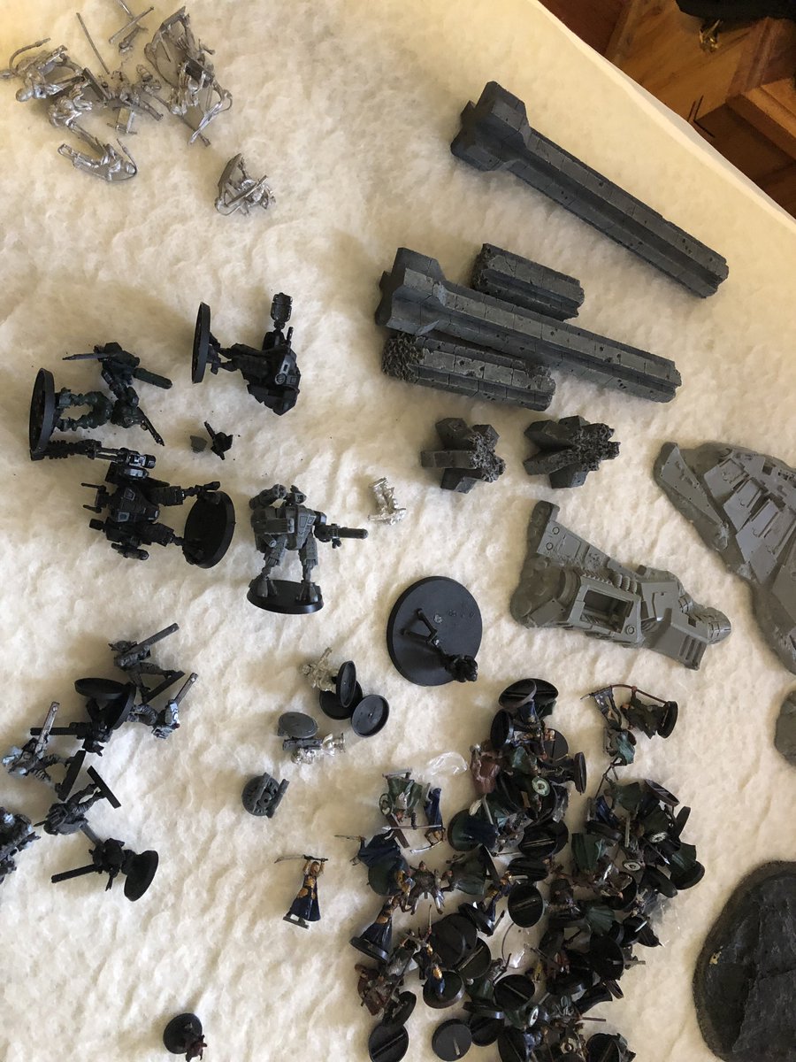 BigChrisDid's tweet image. Op shop and school fete gaming score! $50 all up.  I’m like a pig in shit right now. #nerdlyf